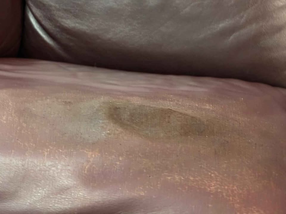 Natuzzi Leather Sectional – Genuine Italian Quality