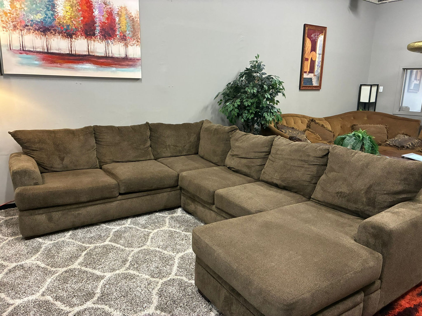 Chocolate Brown Sectional Sofa with Chaise – Comfortable & Spacious
