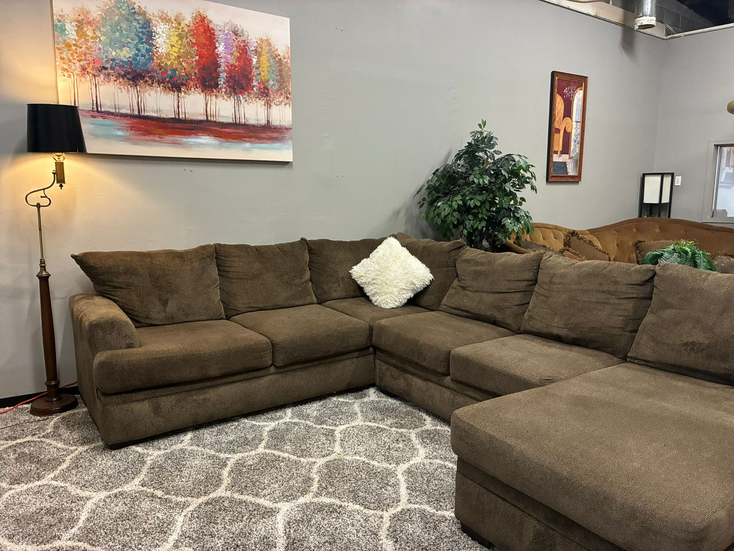 Chocolate Brown Sectional Sofa with Chaise – Comfortable & Spacious
