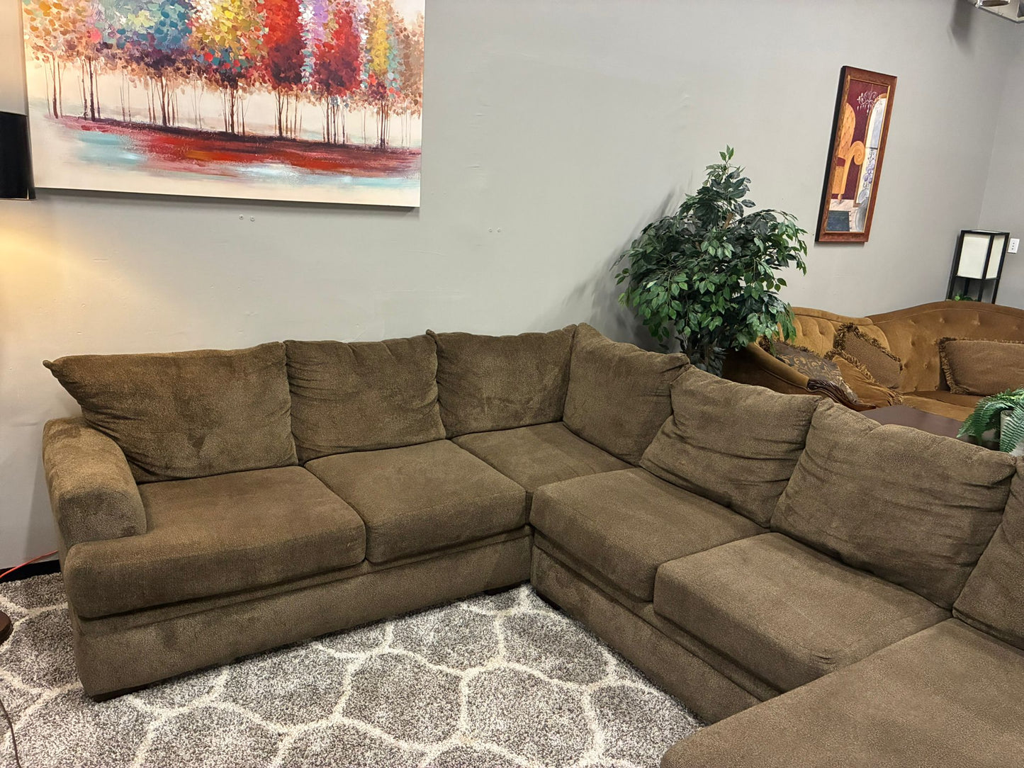 Chocolate Brown Sectional Sofa with Chaise – Comfortable & Spacious