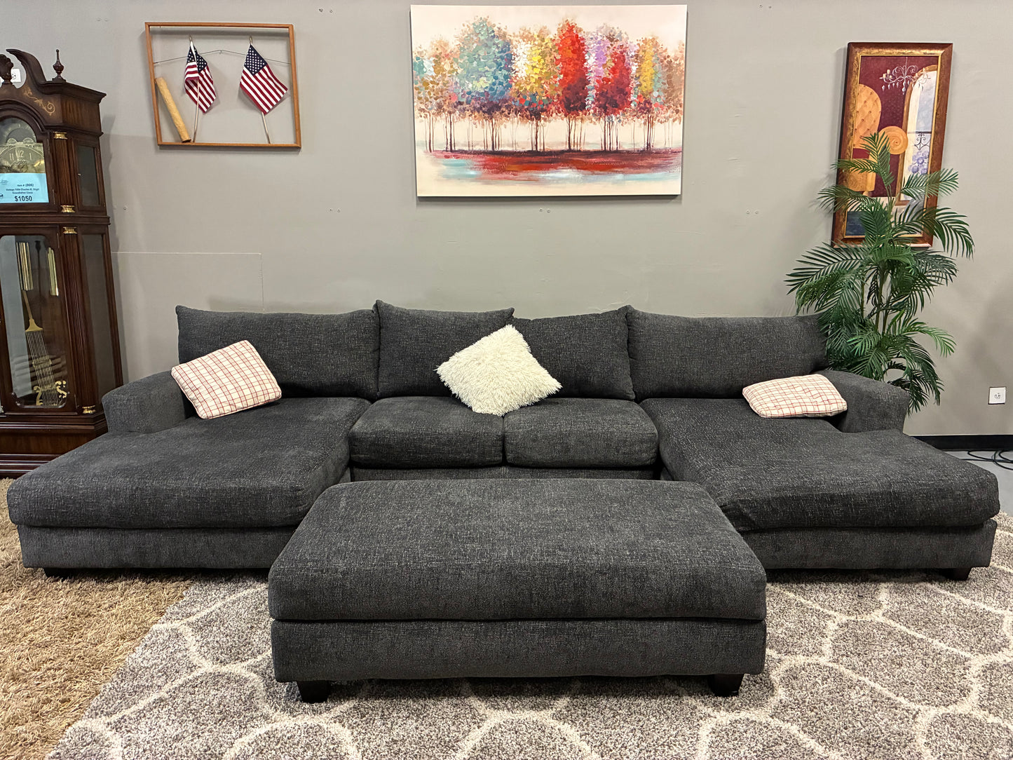 🩶 Modern Charcoal U-Shape Sectional + Ottoman