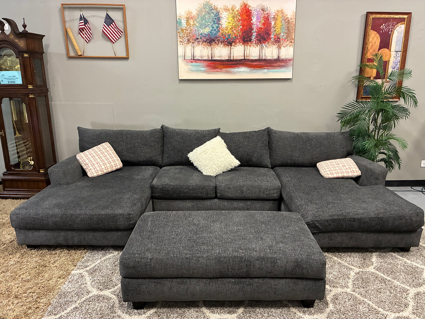 🩶 Modern Charcoal U-Shape Sectional + Ottoman