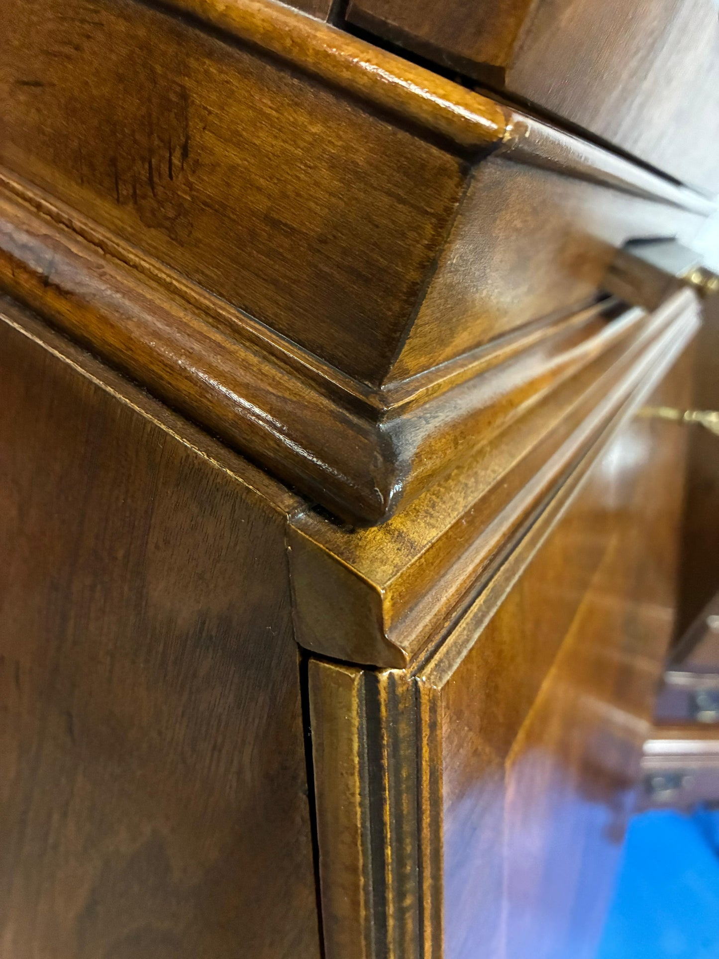 Drexel Heritage Illuminated Secretary Desk & Hutch – Et Cetera Collection